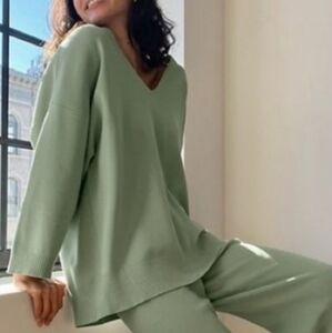 WILFRED FREE Souvenir green oversized v-neck drop shoulders crop sleeves…